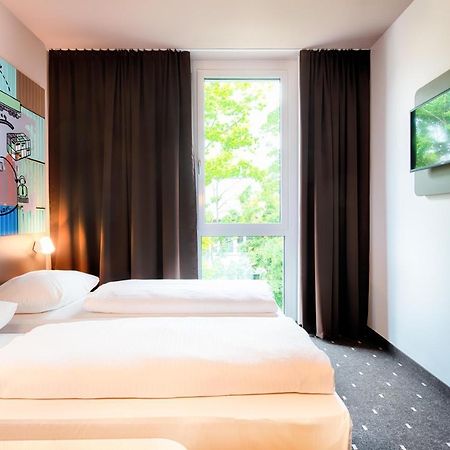 B&B Hotel Stuttgart-Neckarhafen المظهر الخارجي الصورة